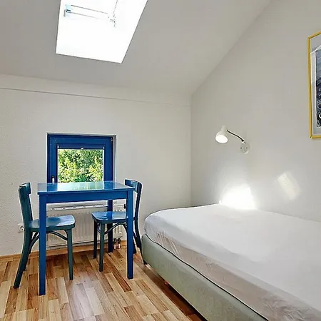 Apartmenthaus Bull 4 *