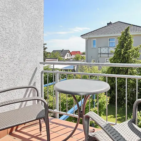 Apartmenthaus Bull 4 Apartamento Ostseebad Kühlungsborn